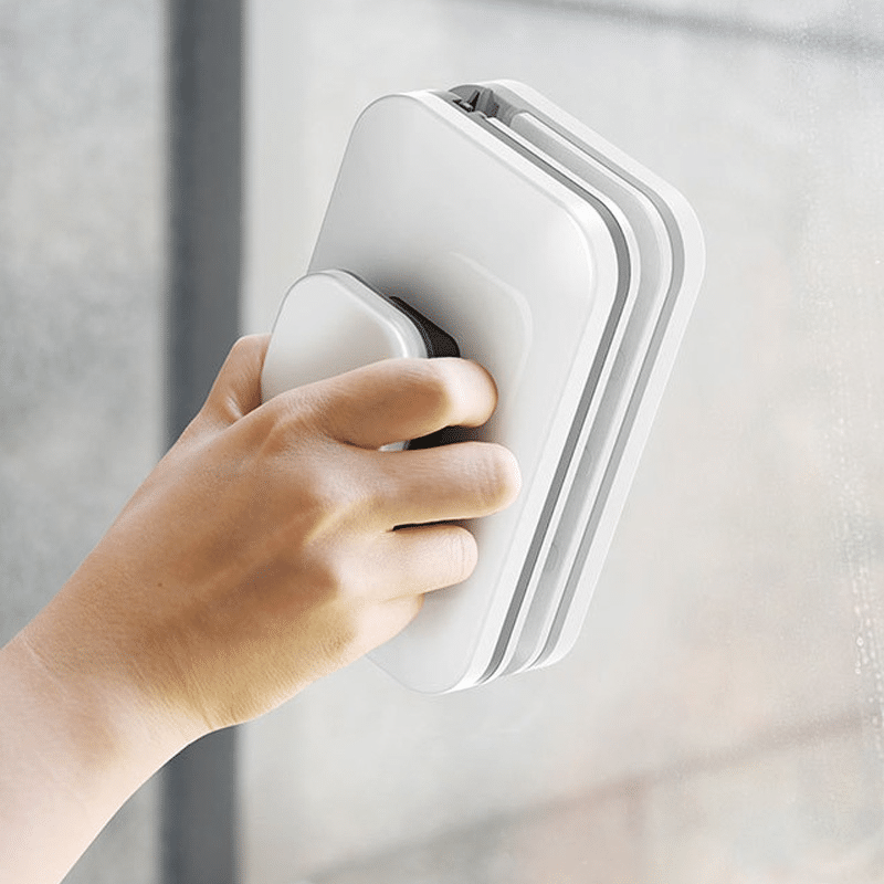 Automatic Double-sided Magnetic Window Cleaner