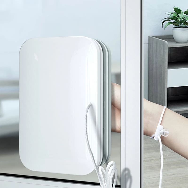 Automatic Double-sided Magnetic Window Cleaner