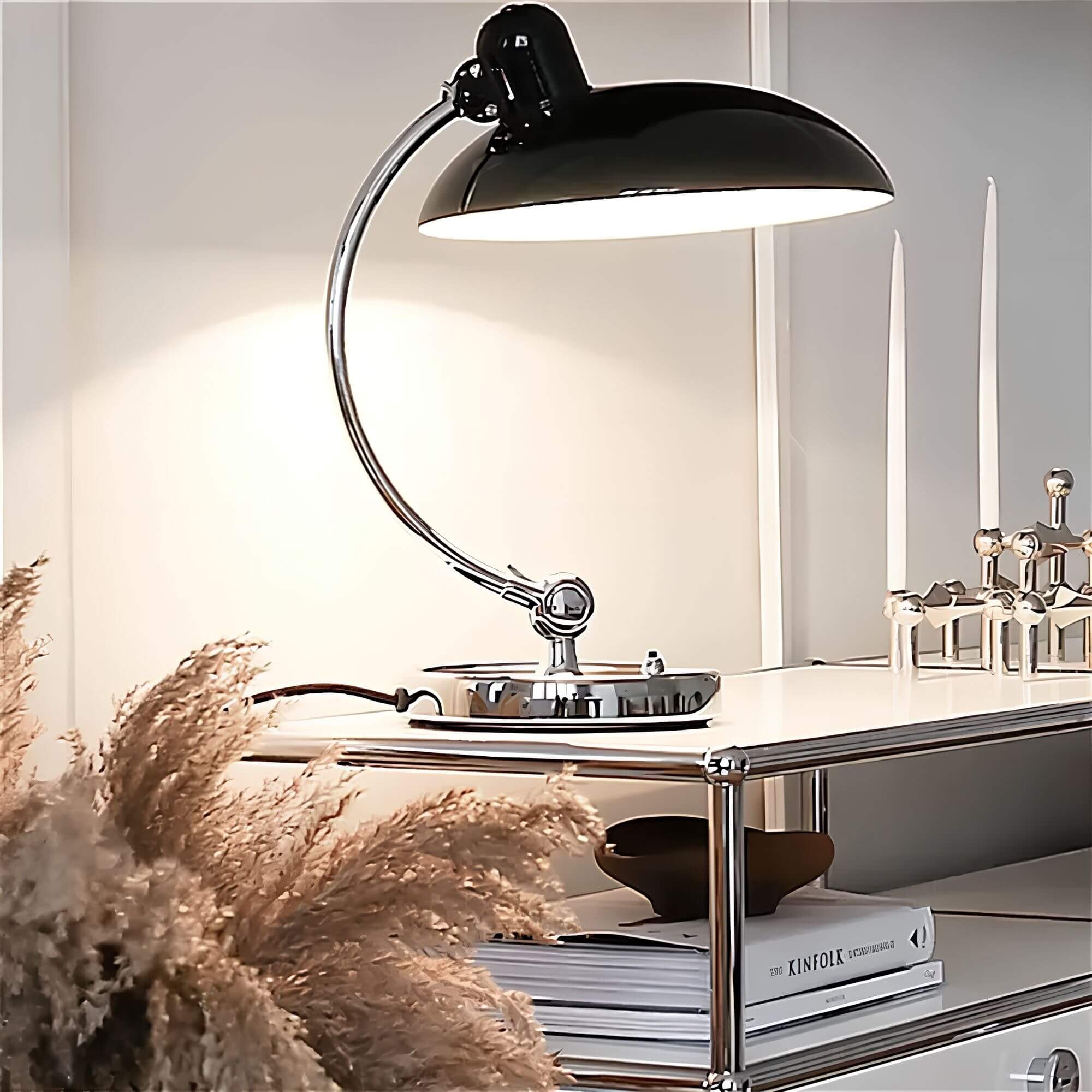 Minimalist Table Lamp | Scandinavian Design, Metal & Wood for Living Room, Bedroom or Office
