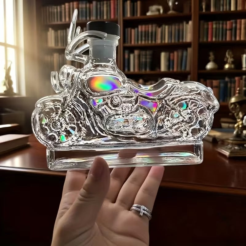 Motorcycle Shaped Glass Whiskey Bottle – Transparent Wine Decanter with Black Cork, Unique Home Bar & Motorcycle Decor Gift