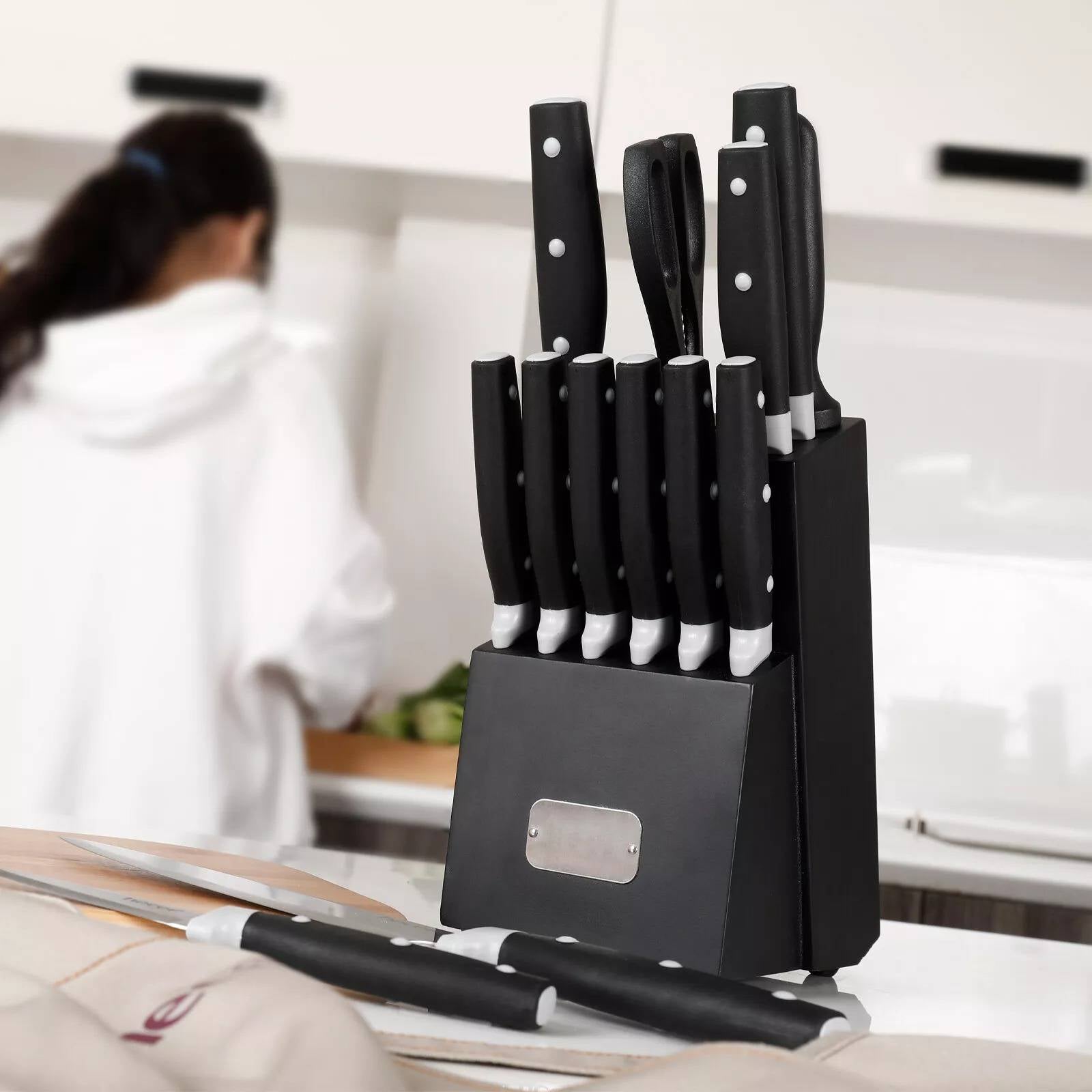 Knife Block with Knives and Sharpener